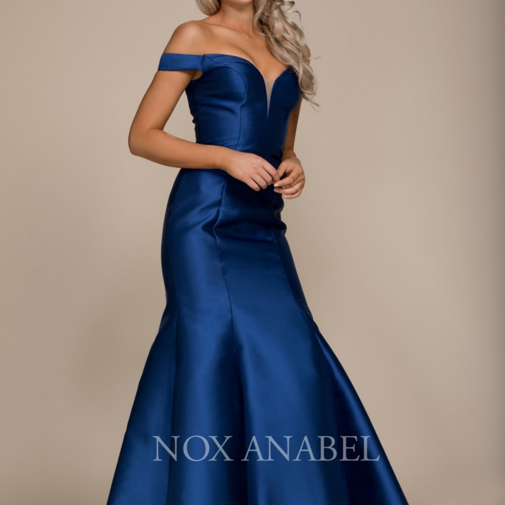 V-Neck V-Back Mermaid Prom Dress C004